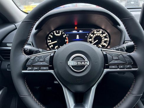 New 2025 Nissan Altima 2.5 SR image 21