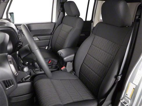 Used 2012 Jeep Wrangler Unlimited Sahara AWD/4WD image 9