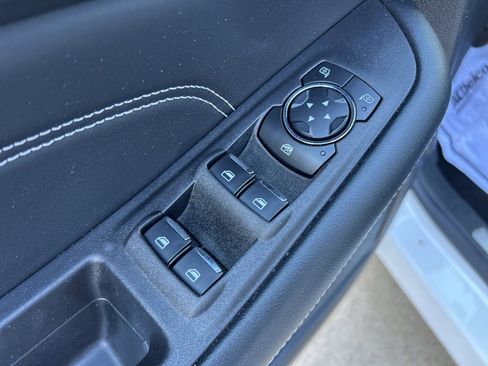 Used 2024 Ford Edge Titanium image 16