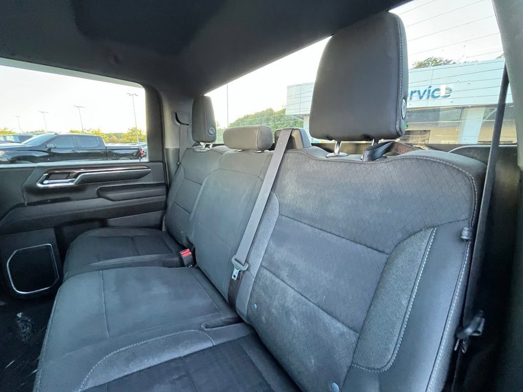 Used 2024 Chevrolet Silverado 3500 LT w/ Convenience Package AWD/4WD image 29