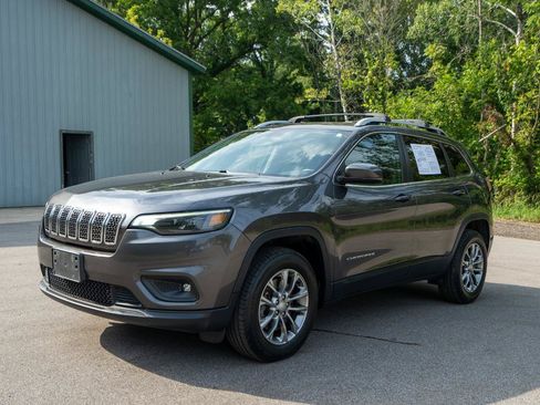 Used 2019 Jeep Cherokee Latitude Plus w/ Comfort/Convenience Group AWD/4WD image 7