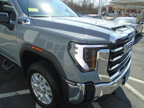 Certified 2024 GMC Sierra 2500 SLE image 13