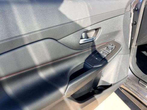 New 2026 Nissan Sentra SR w/ Floor Mat Package image 10