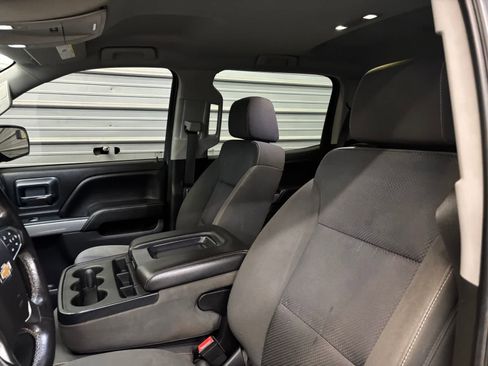 Used 2018 Chevrolet Silverado 1500 LT w/ All Star Edition AWD/4WD image 11