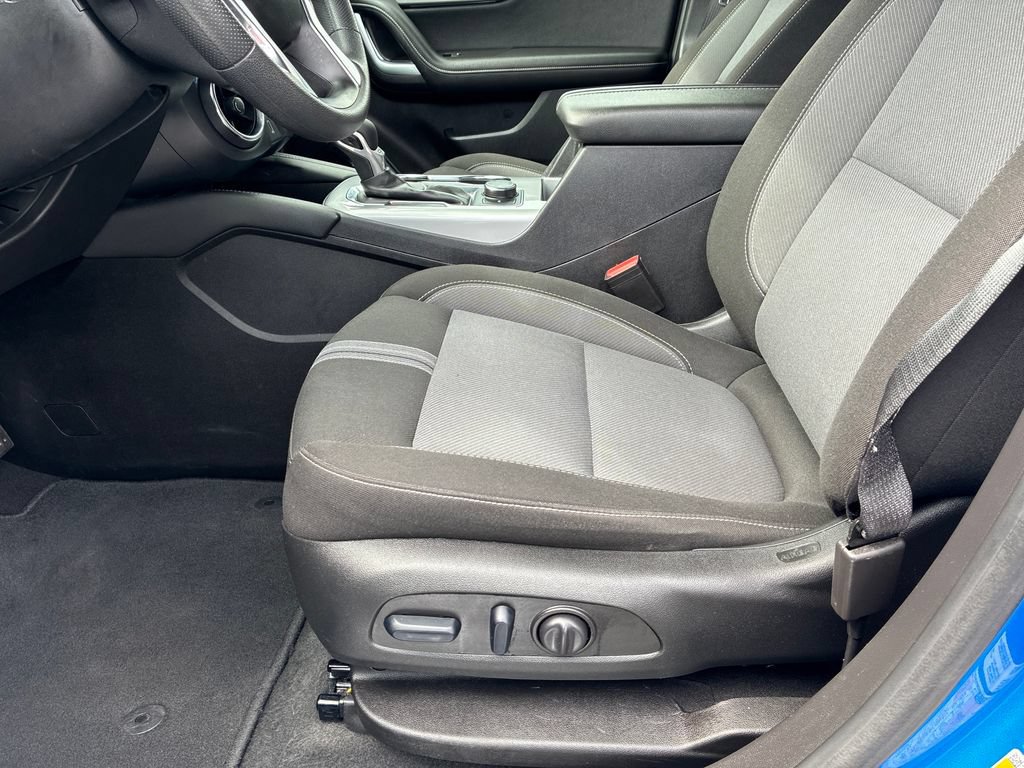 Used 2025 Chevrolet Blazer LT AWD/4WD image 27