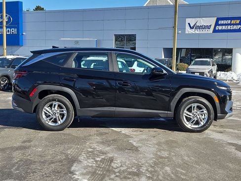 Used 2025 Hyundai Tucson SE image 31