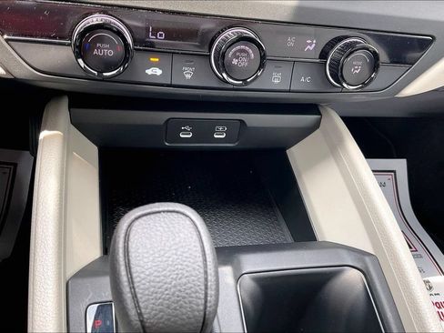 Used 2025 Honda Accord LX image 31