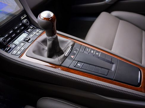 Certified 2025 Porsche 718 Cayman S image 24