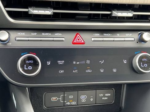 New 2026 Hyundai Sonata SEL FWD image 18