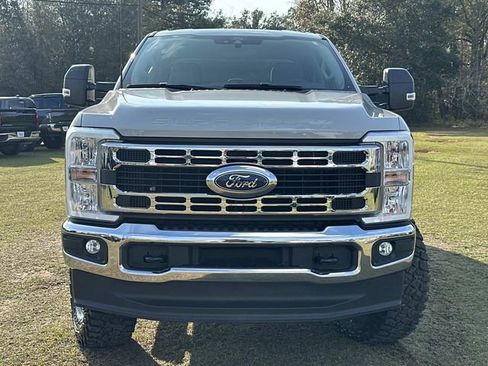 Certified 2025 Ford F250 XLT w/ FX4 Off-Road Package image 2