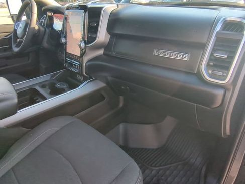 Used 2025 RAM 2500 Big Horn AWD/4WD image 27