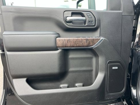 Certified 2022 GMC Sierra 3500 Denali w/ Denali Ultimate Package image 19