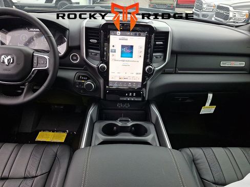 New 2026 RAM 1500 Big Horn AWD/4WD image 10