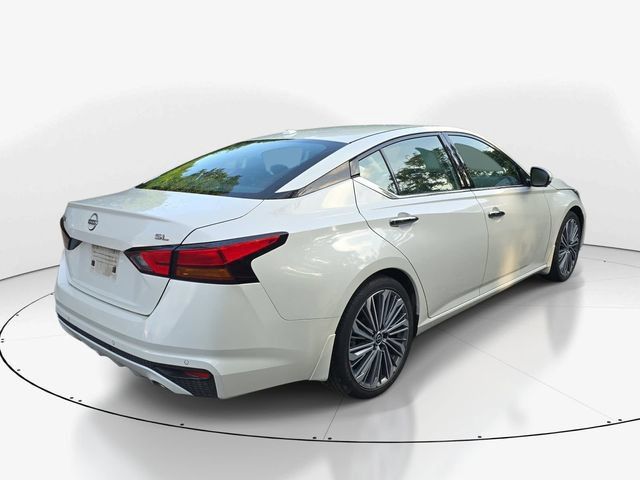 Used 2024 Nissan Altima 2.5 SL FWD image 6