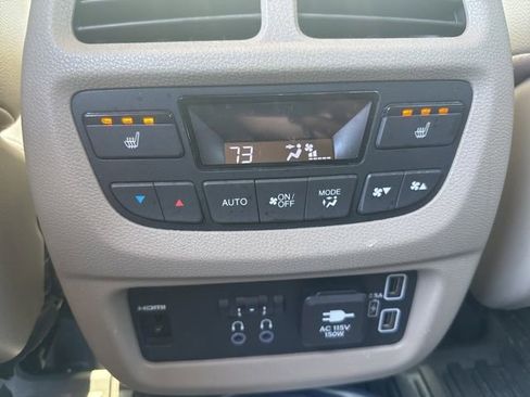Used 2020 Honda Pilot Touring image 37