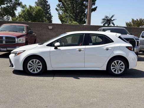 Certified 2024 Toyota Corolla SE w/ SE Package FWD image 2