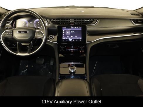 Used 2022 Jeep Grand Cherokee L Laredo AWD/4WD image 13
