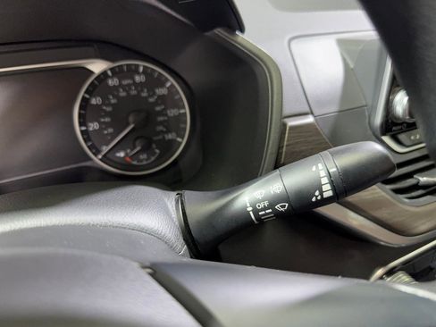 Used 2024 Nissan Altima 2.5 SV image 25