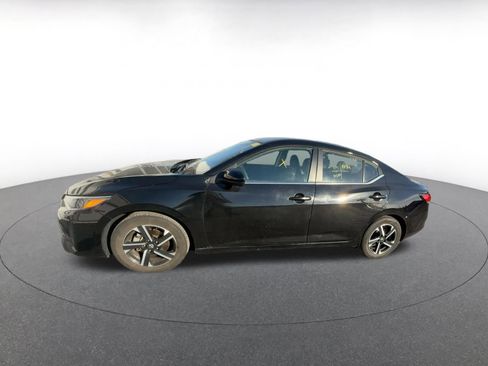 Used 2024 Nissan Sentra SV image 4