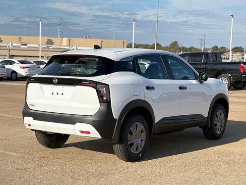 New 2026 Nissan Kicks S image 7