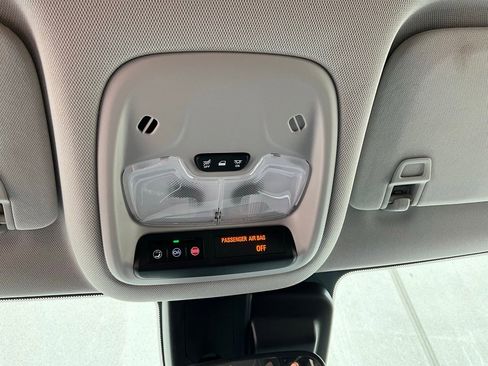 Used 2025 Chevrolet TrailBlazer LT image 26