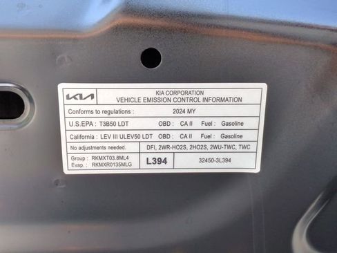 Certified 2024 Kia Telluride S w/ S Sunroof Package FWD image 35