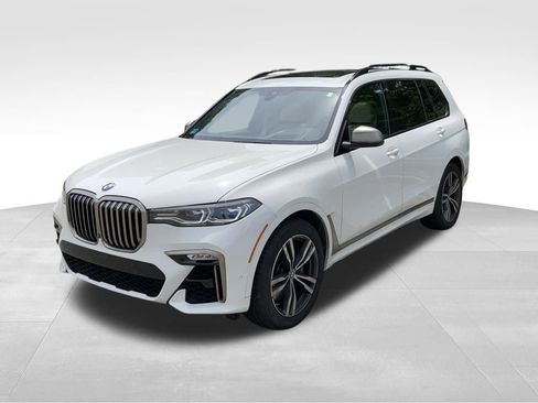 Used 2020 BMW X7 M50i image 1