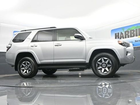 Used 2024 Toyota 4Runner TRD Off-Road image 22