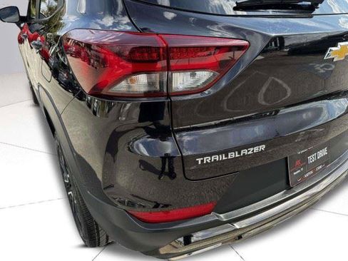 Used 2022 Chevrolet TrailBlazer ACTIV FWD image 11