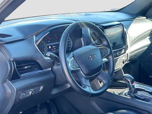 Used 2023 Chevrolet Traverse RS w/ LPO, Floor Liner Package image 9