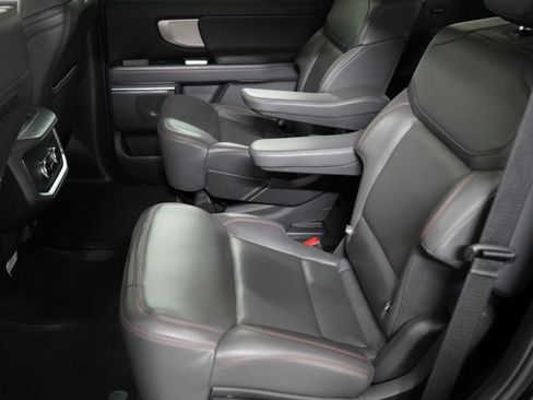 Certified 2025 Ford Expedition Active AWD/4WD image 29