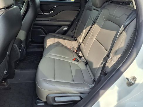 Used 2025 Lincoln Corsair FWD image 25