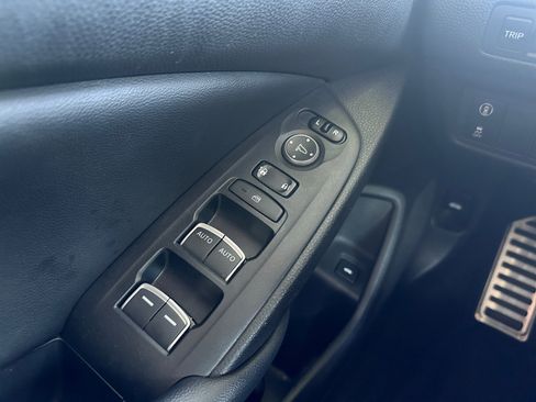 Used 2019 Honda Accord Sport image 16