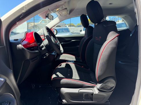 Used 2024 FIAT 500 e (RED) FWD image 10