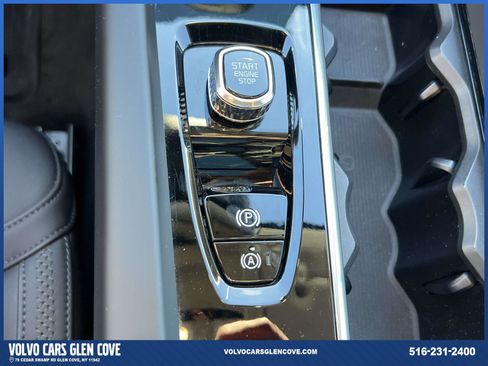 Used 2026 Volvo XC60 B5 Core w/ Climate Package image 31