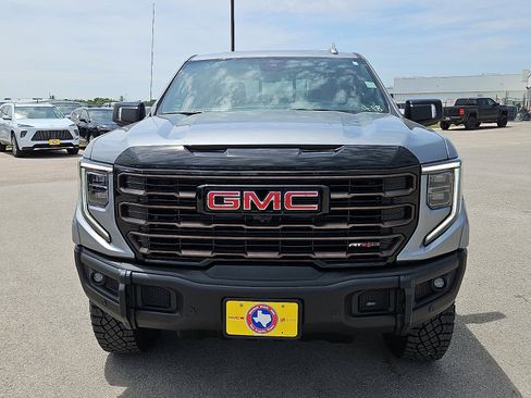 New 2026 GMC Sierra 1500 AT4X AWD/4WD image 8