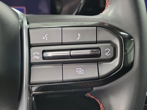 Used 2026 Chevrolet Colorado Z71 AWD/4WD image 27