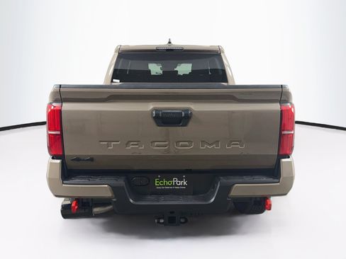 Used 2026 Toyota Tacoma TRD Off-Road AWD/4WD image 7