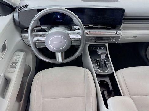 Certified 2025 Hyundai Kona SEL image 22