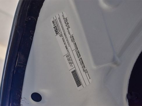 Used 2024 RAM 2500 Laramie w/ Safety Group image 28