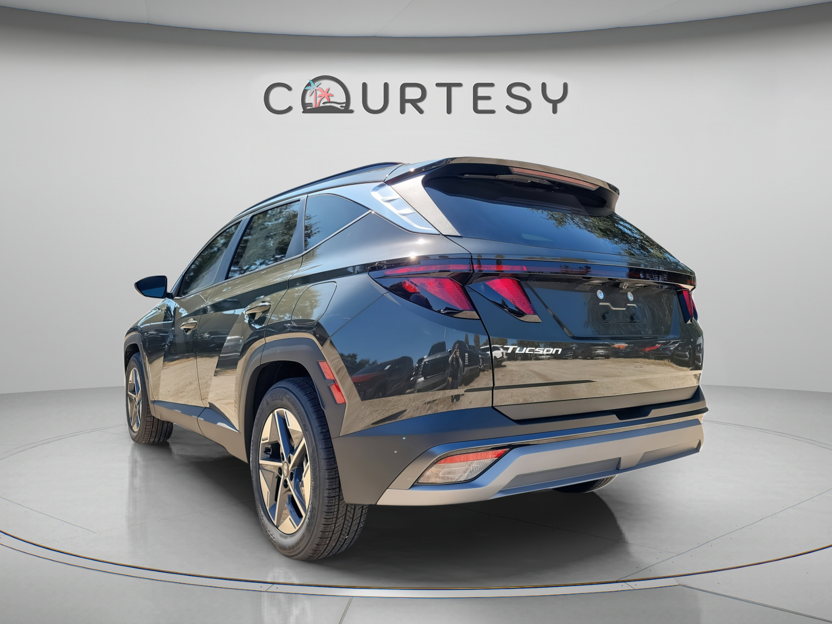 New 2026 Hyundai Tucson SEL Plus FWD image 2