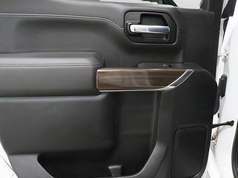 Used 2021 Chevrolet Silverado 1500 LT Trail Boss w/ Convenience Package II AWD/4WD image 25