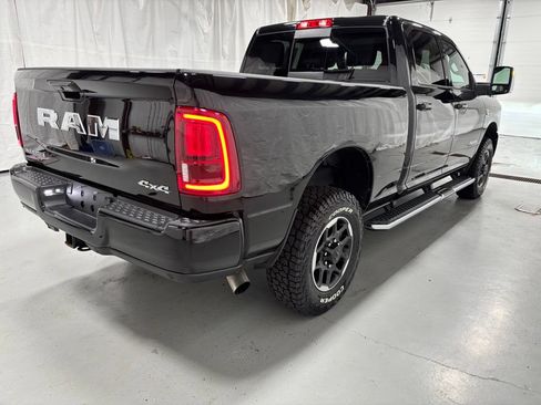 Used 2026 RAM 2500 Laramie AWD/4WD image 7