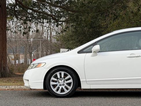 Used 2010 Honda Civic LX image 34