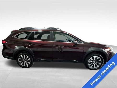 Used 2023 Subaru Outback Limited AWD/4WD image 4