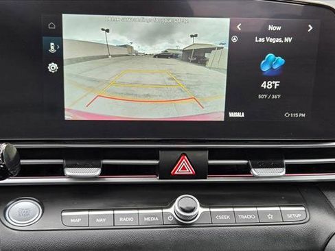 Used 2024 Hyundai Elantra SEL image 13