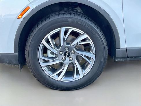 Used 2025 Lincoln Corsair FWD w/ Equipment Group 101A image 32