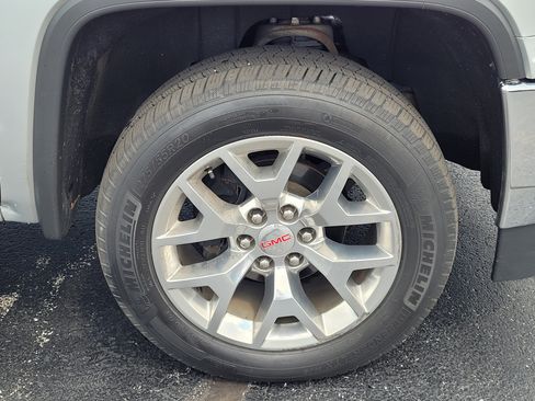 Used 2018 GMC Sierra 1500 SLT AWD/4WD image 10