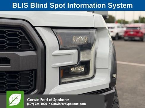 Used 2017 Ford F150 Raptor w/ Equipment Group 802A Luxury AWD/4WD image 8