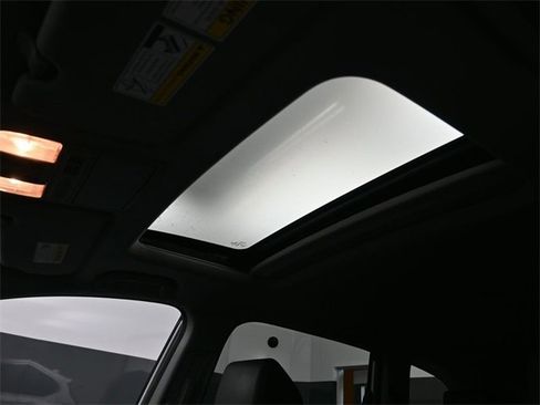 Used 2022 Honda CR-V EX-L image 11